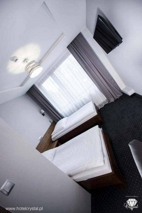 Hotel Crystal Janikowo Kültér fotó